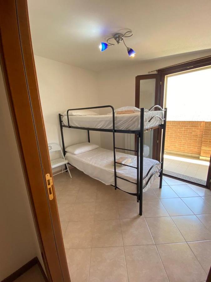 Appartamento Casa Vacanze 70M2 阿尔巴·阿德里亚蒂卡 外观 照片