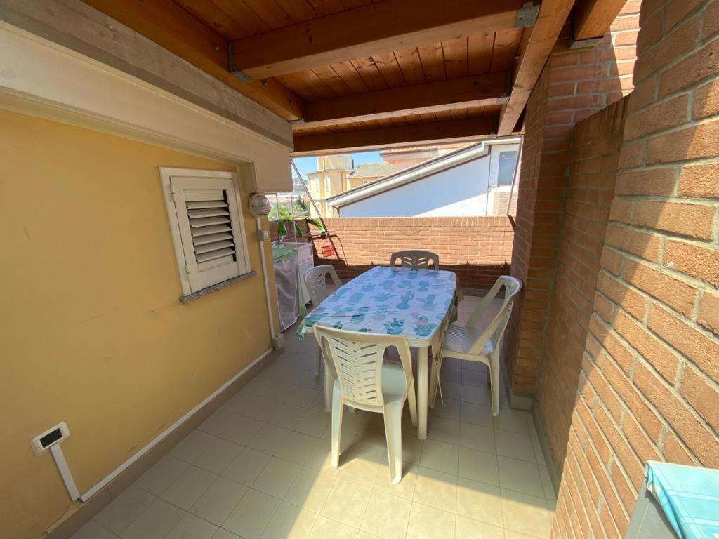 Appartamento Casa Vacanze 70M2 阿尔巴·阿德里亚蒂卡 外观 照片